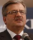 Bronisław Komorowski prowadzi w sondażach, ale PO może mieć kłopoty