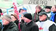 Poznańscy związkowcy: "Radny Napieraj od MPK ręce zabieraj"