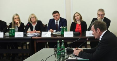 Komisja ds. Amber Gold po raz pierwsze w tym roku przesłuchuje świadków