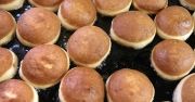 Pączki w firmie mogą zmniejszyć podatek