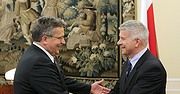 Komorowski: jestem dumny, że udało się ustabilizować NBP