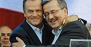 "Polska jest jak gmach, co pęka za różową fasadą"
