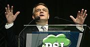 Czy Pawlak uratuje firmy zarażone opcjami?