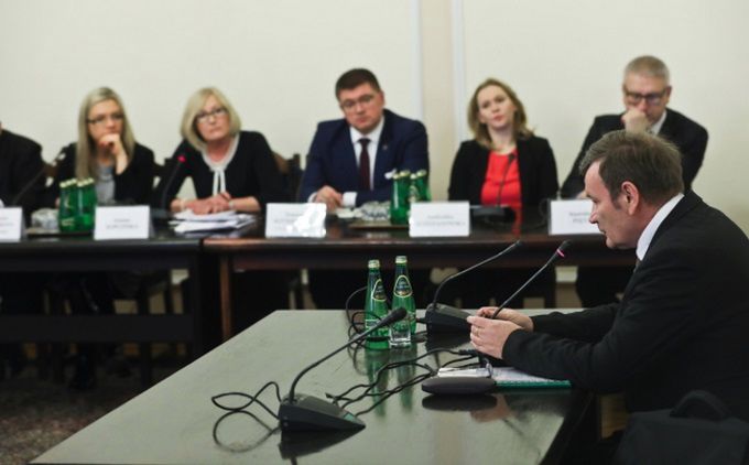 Komisja ds. Amber Gold po raz pierwsze w tym roku przesłuchuje świadków