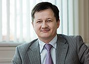 Czy suma ubezpieczenia zmienia się podczas trwania umowy AC?