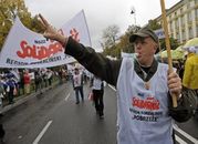 CBOS: pogorszyły się opinie Polaków o związkach zawodowych