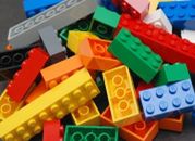 Polskie klocki robią zamieszanie w ojczyźnie Lego