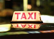 Senat przeciw limitowaniu licencji taksówkowych przez rady miast i gmin