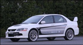 Lancer Evolution MIEV z czterema silnikami