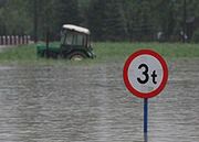 Rząd pomoże rolnikom dotkniętym powodzią