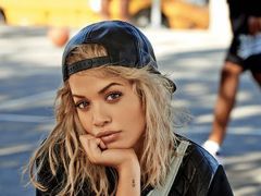 Rita Ora wraca do szkoły