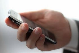 Poradnik: Jak rozpoznać kosztownego SMS-a, jak nas chroni operator i jakie mamy prawa