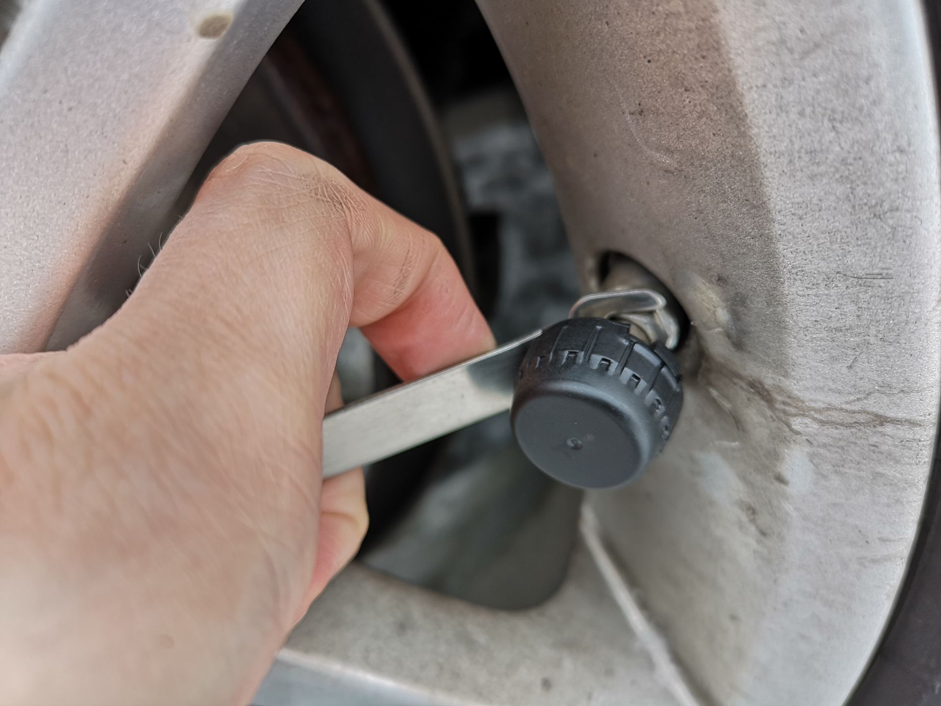 Test czujników TPMS Careud – miej ciśnienie pod kontrolą! 5