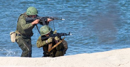 Rosyjska armia ćwiczy obronę plaż obwodu kaliningradzkiego