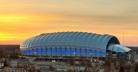 Lech Poznań rozpoczyna rundę wiosenną. Jak dojechać na stadion?