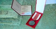 Major odsyła medal do MON w proteście przeciwko odznaczeniu Bartłomieja Misiewicza