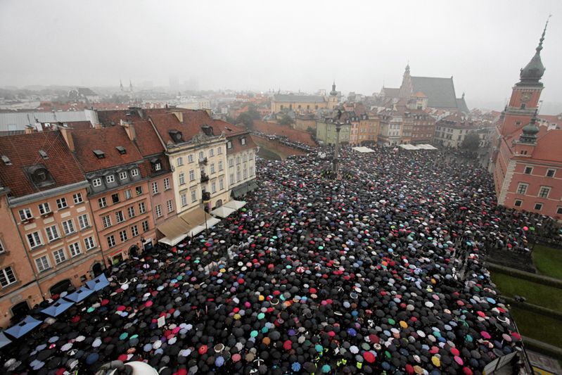 Nauczycielki z Zabrza przed komisją dyscyplinarną za "Czarny protest"