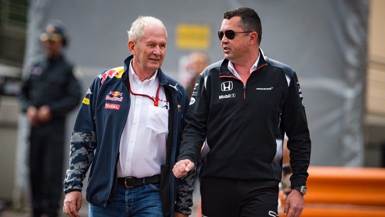 Zdjęcie okładkowe artykułu: AFP /  / Na zdjęciu: Helmut Marko z zespołu Red Bull Racing (z lewej)