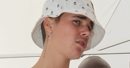 Bieber: "CHCĘ WSTĄPIĆ DO KU KLUX KLANU!"
