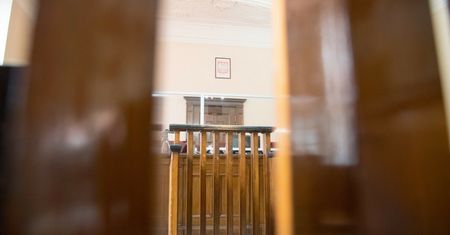 Popularny lekarz z Rzeszowa śmiertelnie potrącił człowieka, ale sąd orzekł, że do więzienia nie pójdzie
