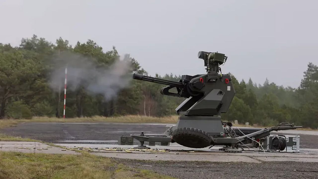 Zestaw antydronowy produkowany przez Zakłady Mechaniczne Tarnów S.A.