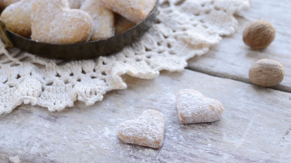 Pieczone mrożone ciasteczka zwykłe lub maślane