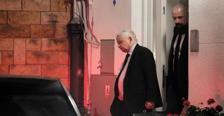 Koziński: Wchodząc do rządu, Kaczyński zachwiał systemem władzy, który sam stworzył [OPINIA]