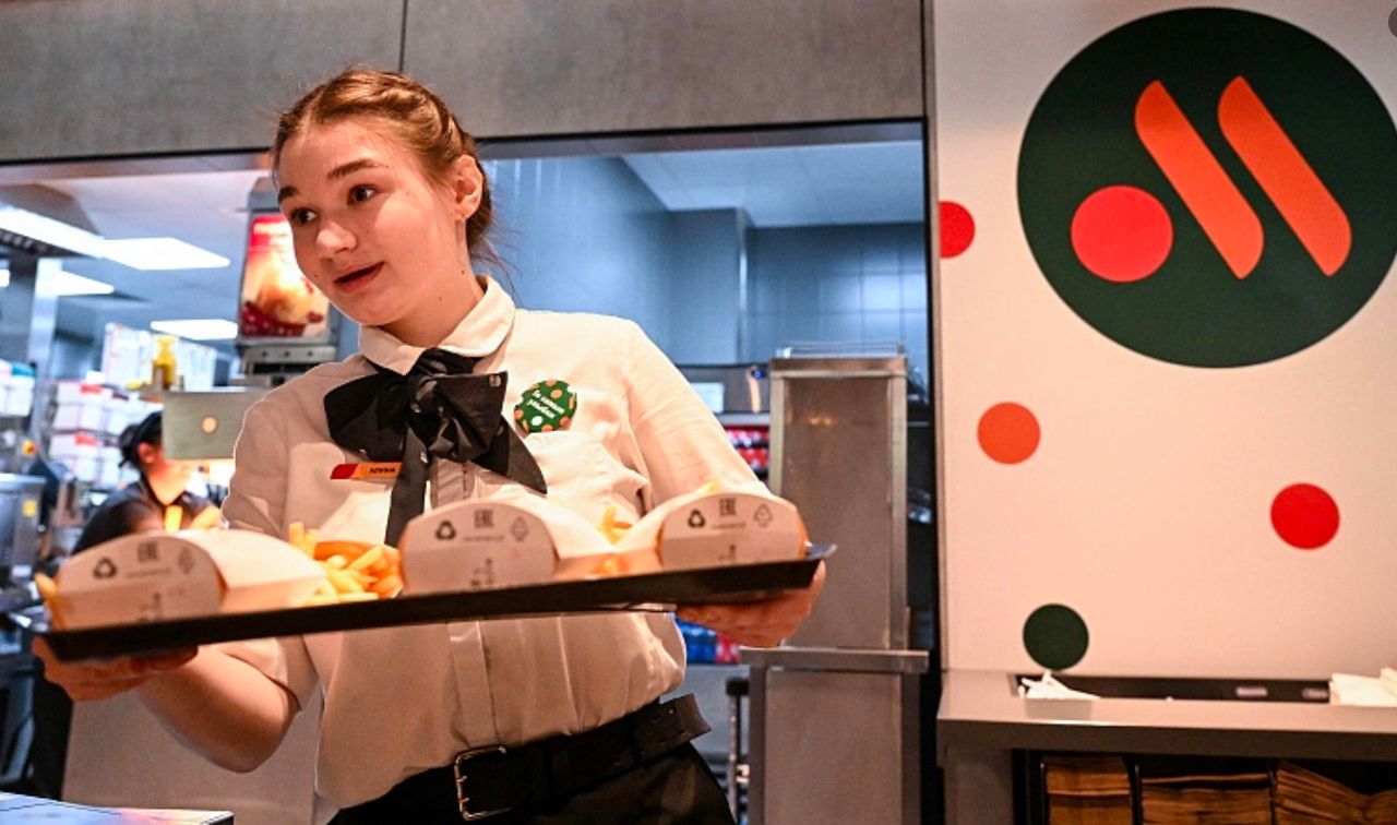 Rosyjski rebranding popularnej sieci fastfood McDonald's rozszerza działalność na Białoruś. 