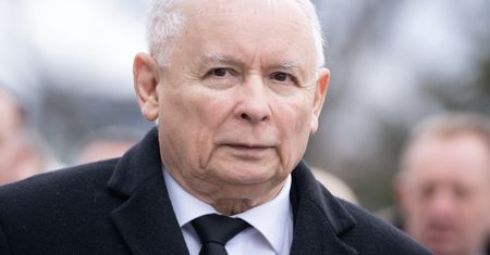 Zaatakował konwój z Jarosławem Kaczyńskim. Policja uchwyciła sprawcę