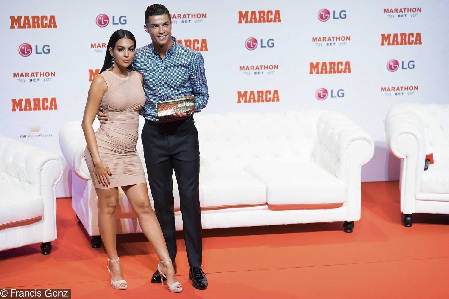 Cristiano Ronaldo Georgina Rodriguez - Marca Leyenda Award 2019