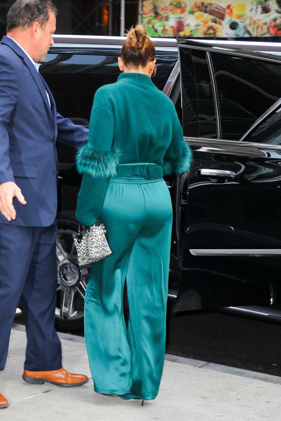 Jennifer Lopez w zielonej stylizacji