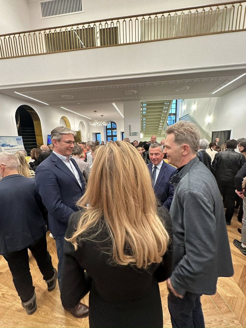 Jego prace można podziwiać w najważniejszych galeriach na całym świecie, a na aukcjach osiągają zawrotne kwoty.