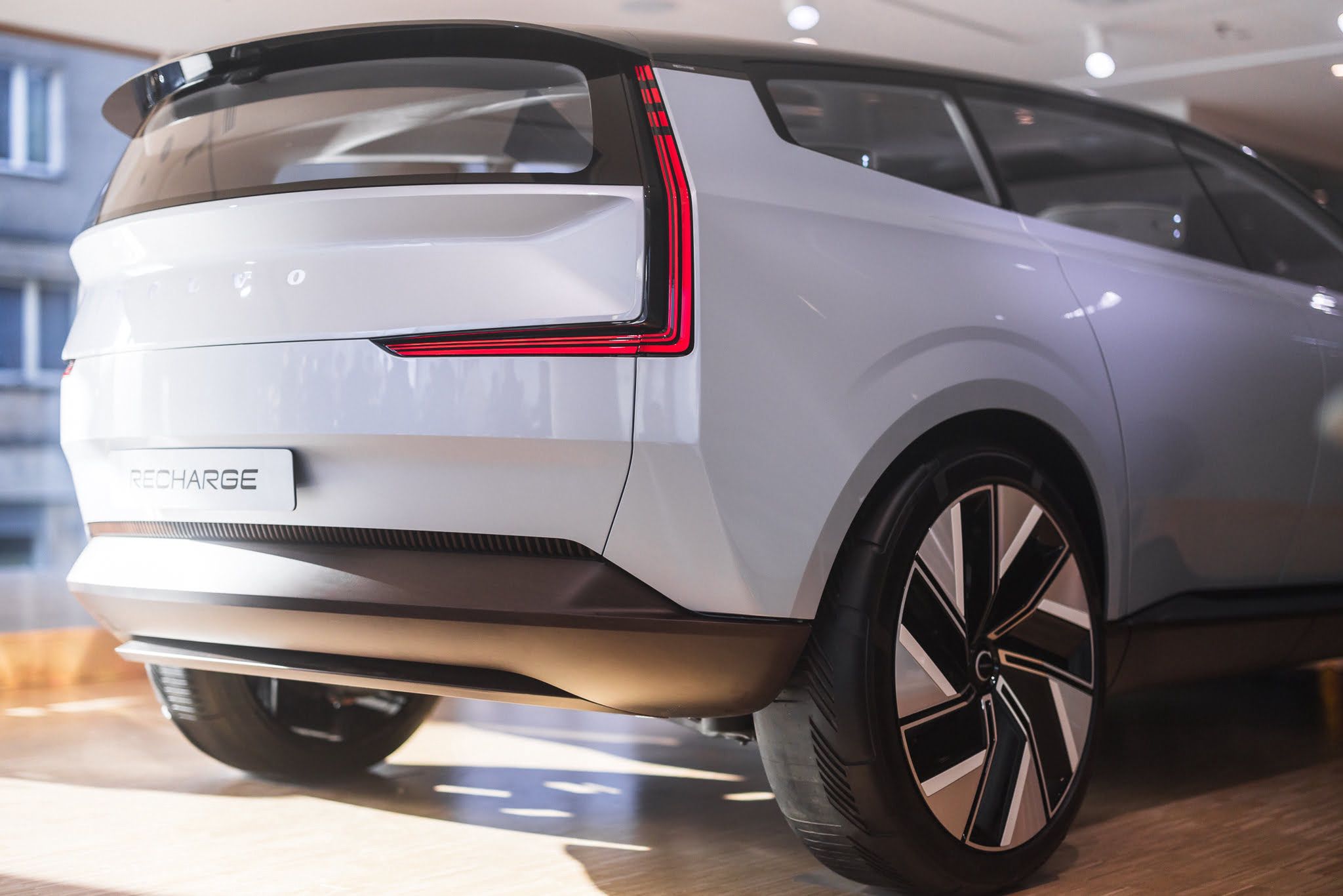 Volvo Recharge Concept