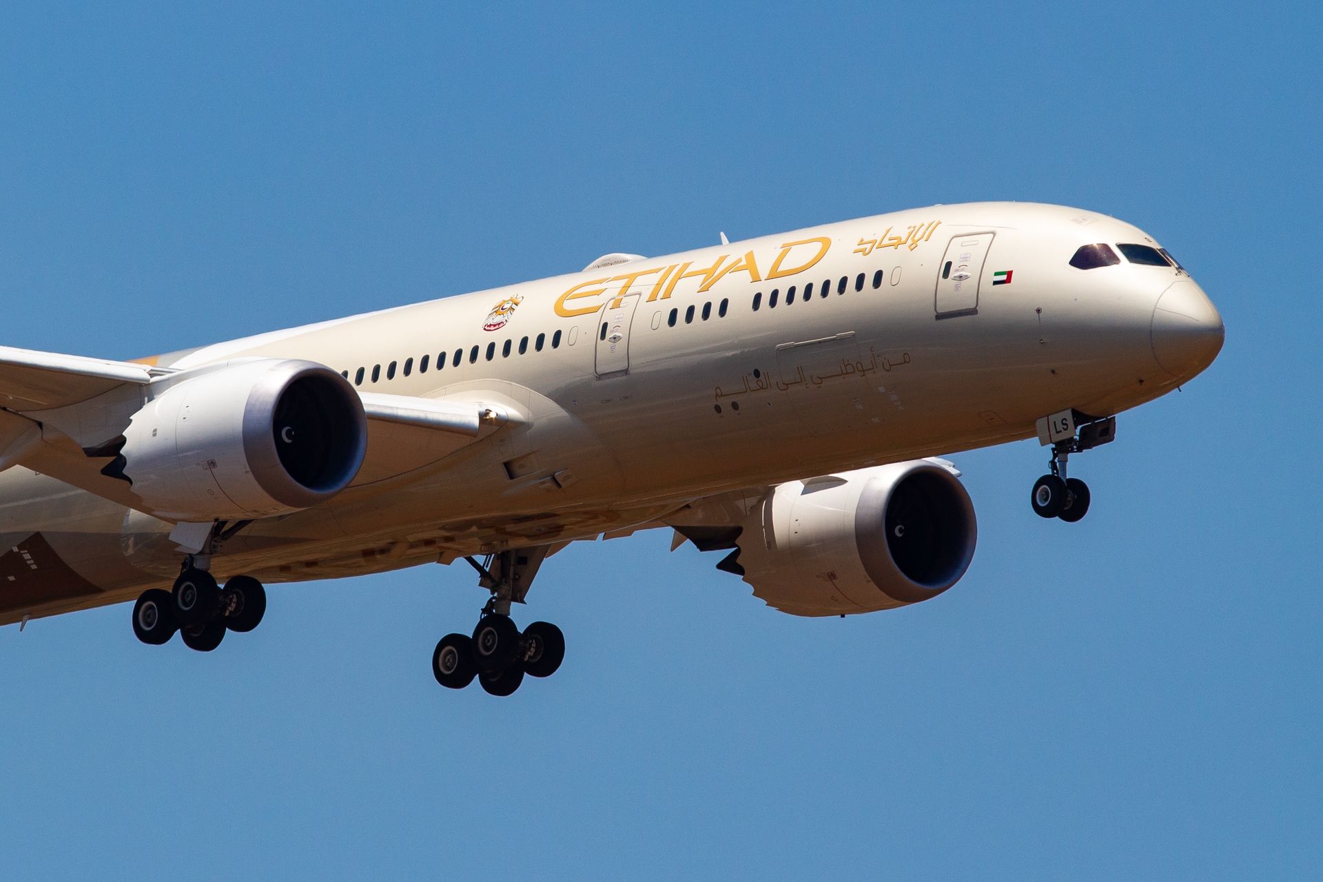 Etihad Airways stawia na bezpieczeństwo: Darmowe ubezpieczenie dla pasażerów