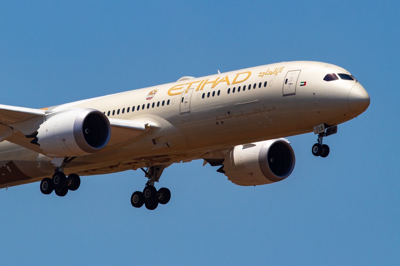 Linie lotnicze Etihad chcą, by pasażerowie wrócili. Kuszą bezpłatnym ubezpieczeniem