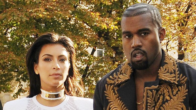 September 25th, 2014 - Paris

Kris Jenner, Kim Kardashian and Kanye West arriving at Balmain fashion show during the Paris fashion week.

****** BYLINE MUST READ : © Spread Pictures ******

****** No Web Usage before agreement ******

****** Stricly No Mobile Phone Application or Apps use without our Prior Agreement ******

Enquiries at photo@spreadpictures.com