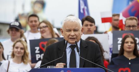 Prezes PiS już nie mógł milczeć. "Trwanie przybliża tylko utratę władzy"