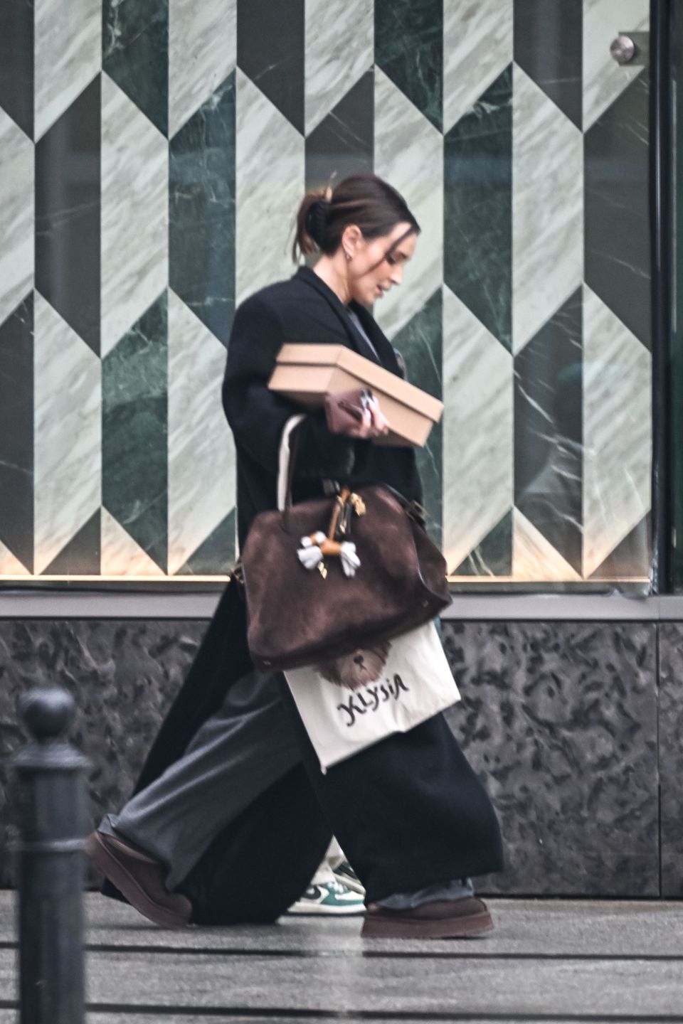 Marina Łuczenko rozbija się po mieście rolls roycem za 1,5 mln 