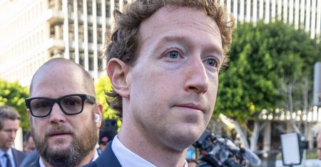 Mark Zuckerberg przed sądem. Nie zgadza się ze stawianymi zarzutami