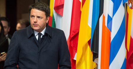 Wstępne wyniki referendum we Włoszech. Dolar i frank w górę, euro i złoty tracą