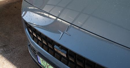Polestar chce mieć auto z zerowym śladem węglowym. Teraz szuka sposobu, jak je zrobić