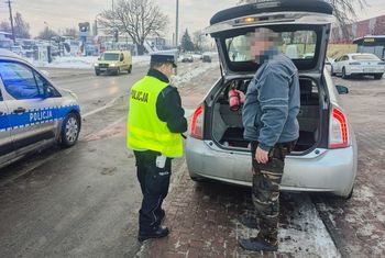 Jedziesz za granicę? Sprawdź, co z obowiązkowym wyposażeniem auta