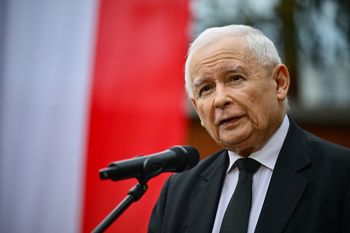 Kaczyński uderza w Morawieckiego. "Jest w dziwnym stanie"