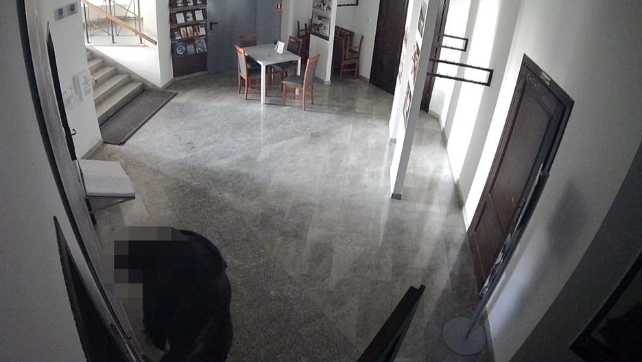 37-latek ukradł skarbonkę z datkami