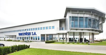 Koronawirus w zakładzie Tarczyńskiego. Coraz więcej ognisk w fabrykach w Polsce