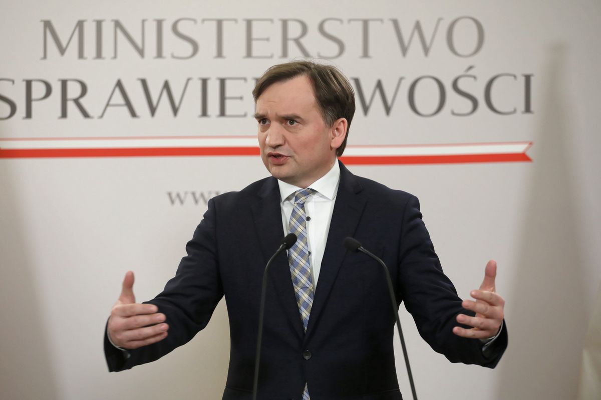 Partia Zbigniewa Ziobry grozi rozpadem koalicji, jeśli PiS znajdzie większość dla ustawy sądowej autorstwa prezydenta 