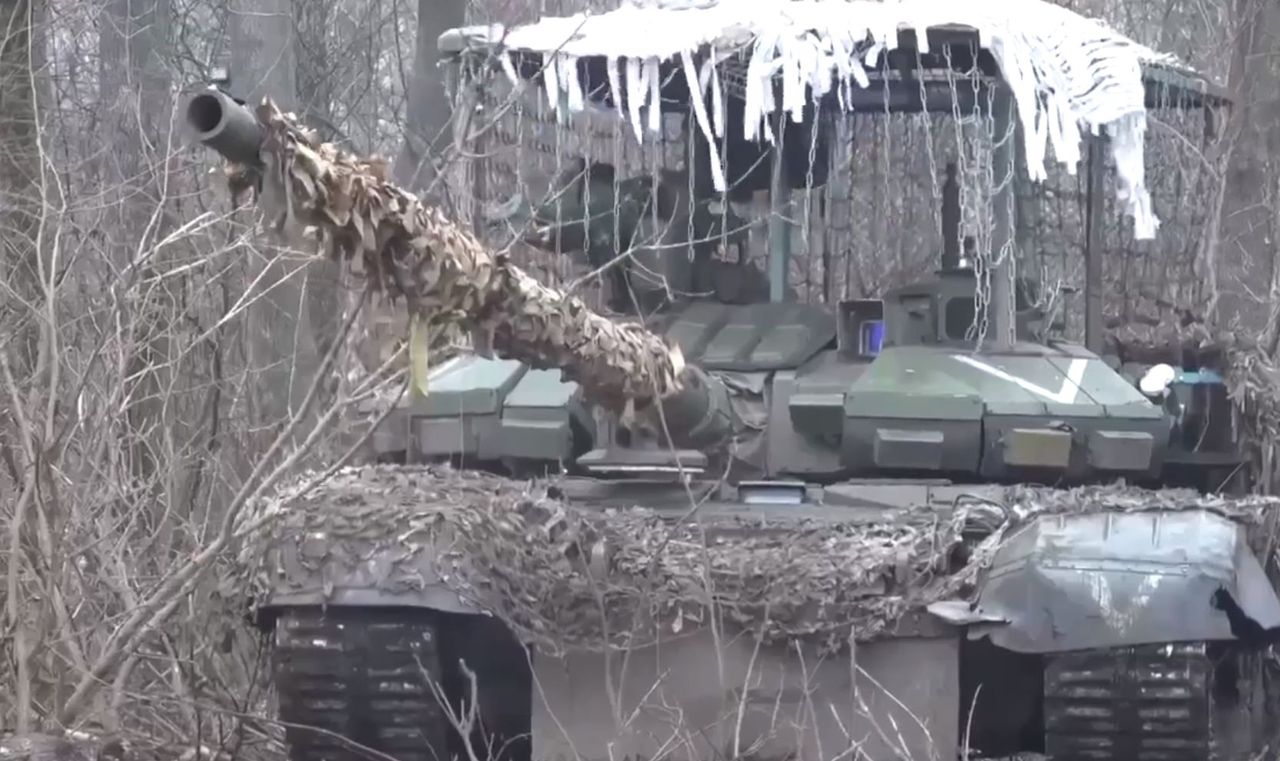 Rosjanie chwalą się nowymi czołgami. Miały nigdy nie pojawić się w Ukrainie