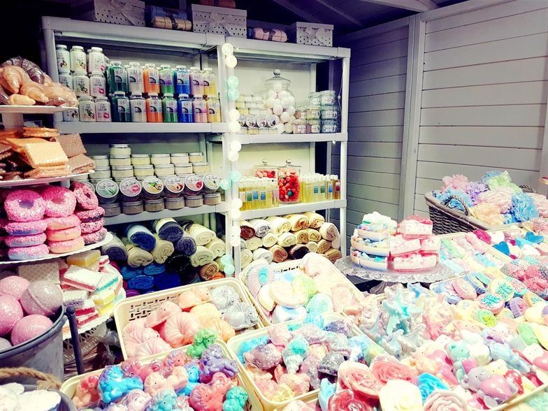 Życie nie składa się tylko z praktycznych rozwiązań. Historia mydlanych wypieków