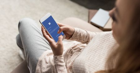 Facebook informuje, że potrafi rozpoznać twarz użytkownika na każdym zdjęciu