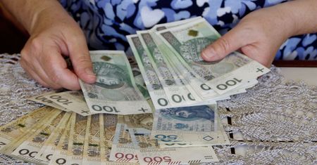 Rząd hojny dla emerytów. Szykuje rekordową podwyżkę świadczeń